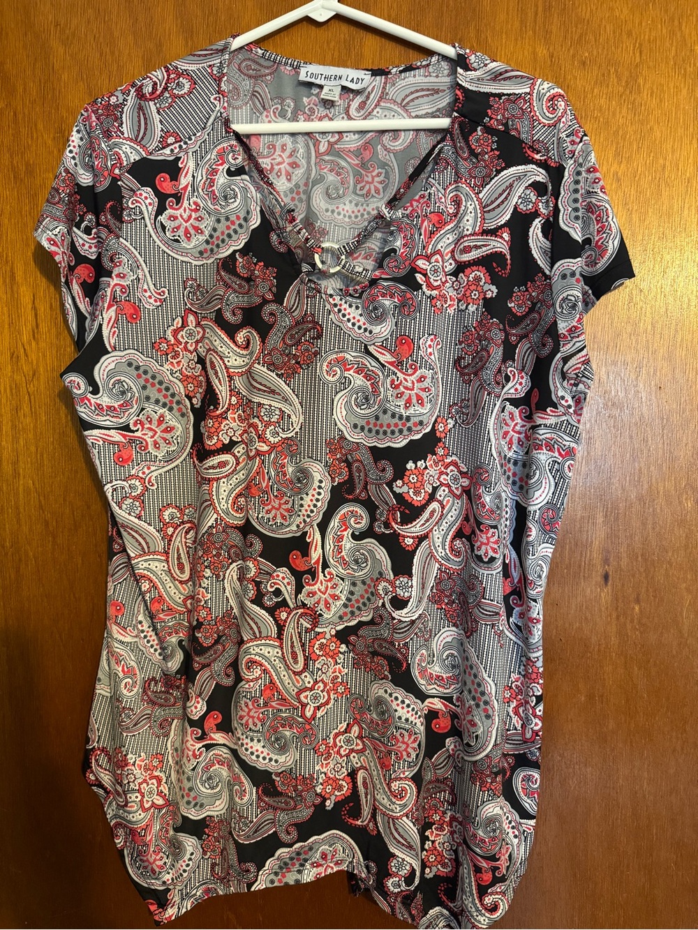 Southern Lady Black, Red & Gray Paisley V-Neck Short Sleeve Top